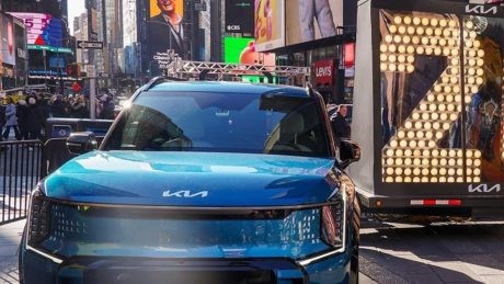 ClassicCars Kia Delivers 2024 New Years Numerals To Times Square Milled