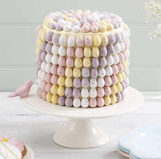 How to Make a Mini Easter Egg Cake