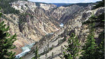 6-Day Yellowstone & Grand Teton Bus Tour: Grand Canyon West Rim, Las Vegas and Salt Lake City