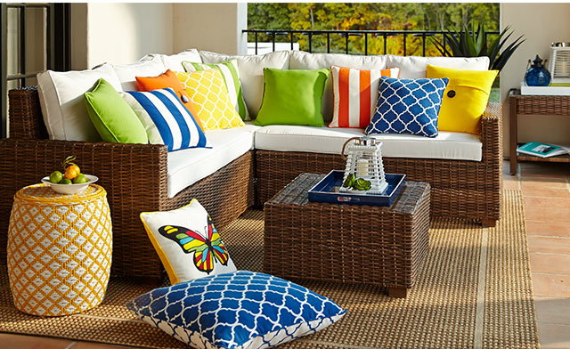 Img-OutdoorPillowsCushions