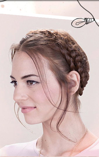 HOLIDAY HOW-TO: CROWNING GLORY