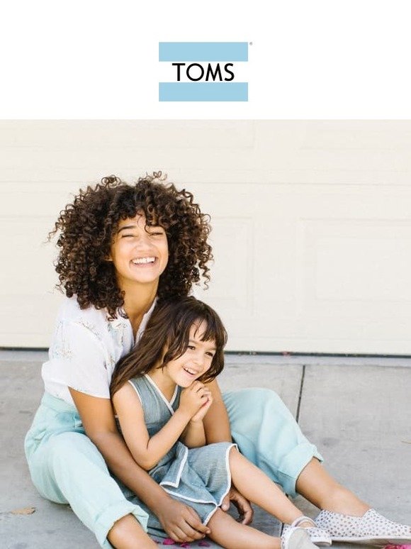 TOMS: Rose Gold Polka Dot Classics | Milled