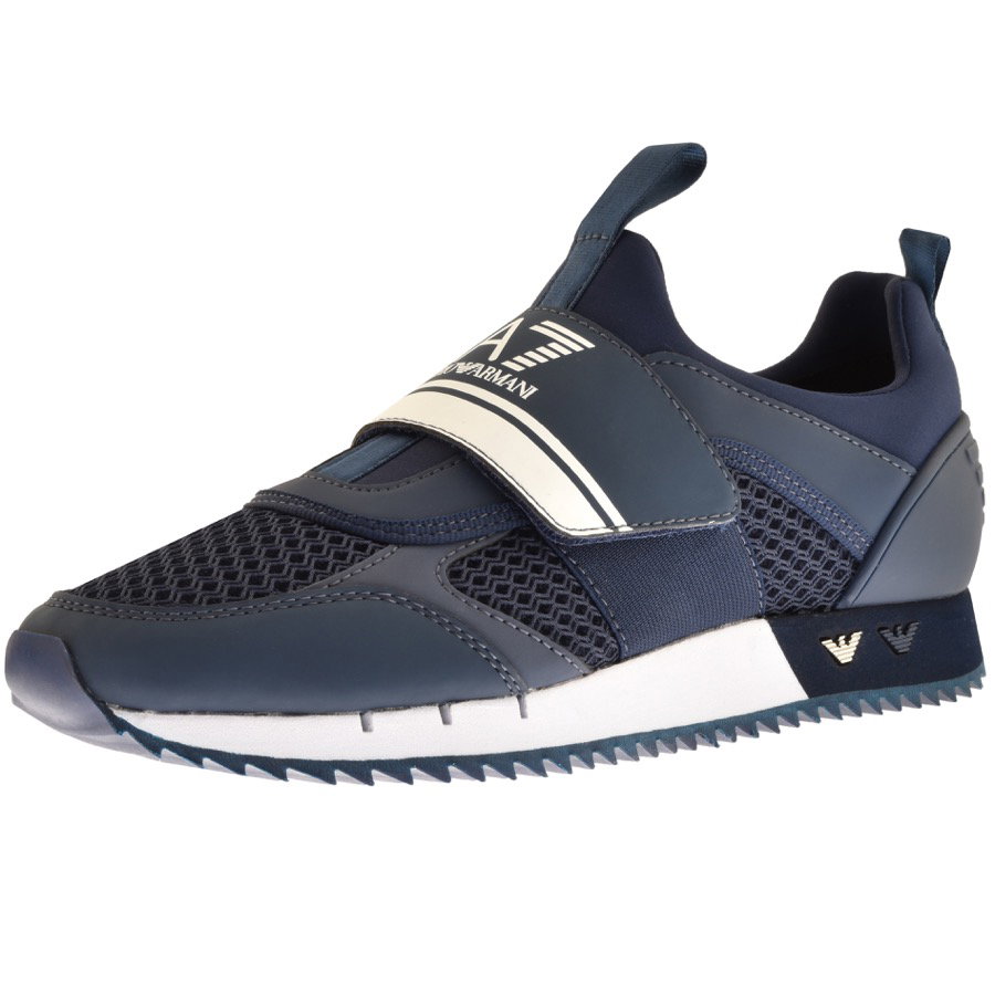 EA7 - Essential Athleisure Styles 
