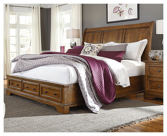 Universal Broadmoore King Storage Bed