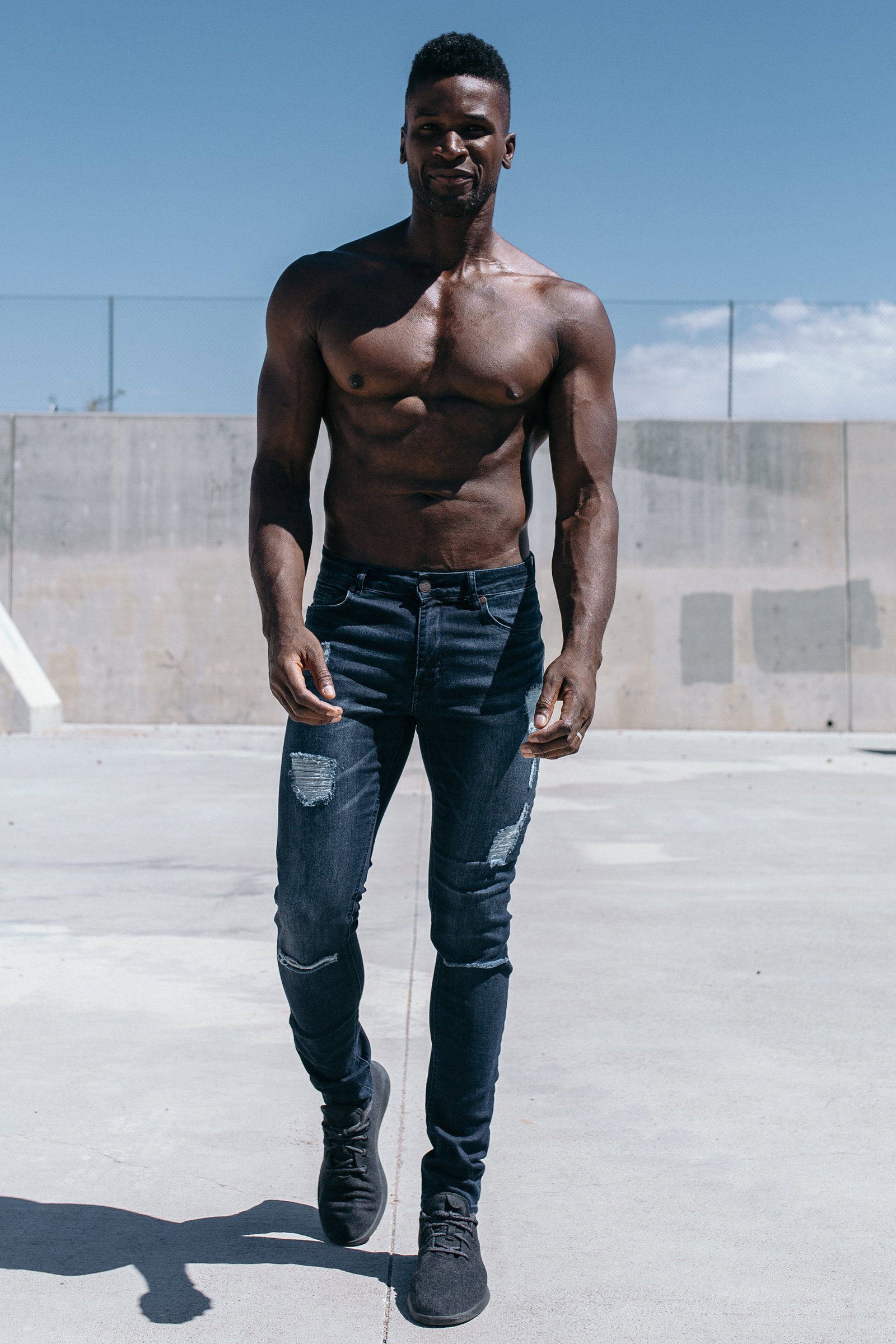 Image of Slim Fit Destroyed in Dark Distressed