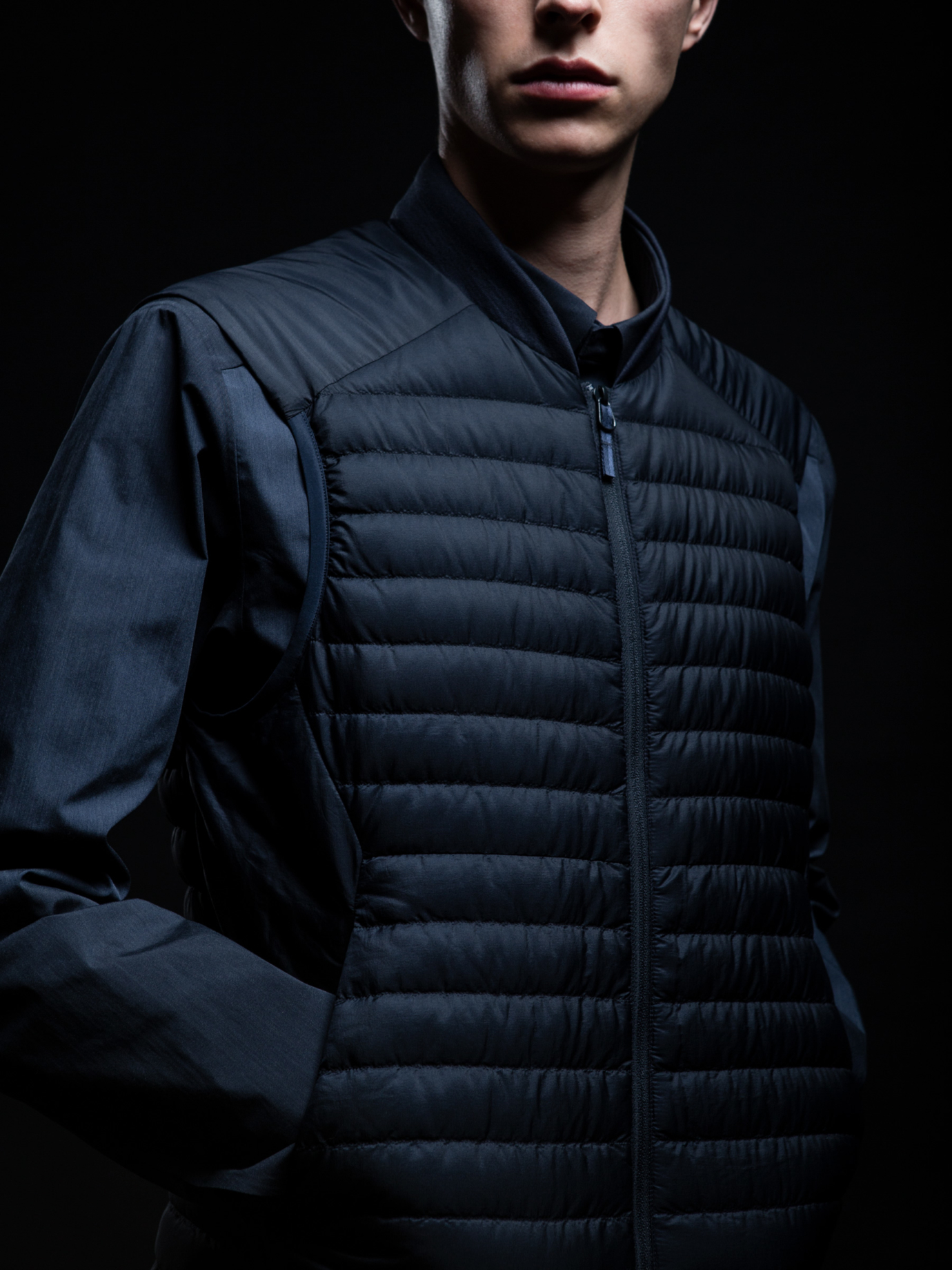 ARC'TERYX VEILANCE Conduit LT Vest ARC'TERYX VEILANCE Conduit Down