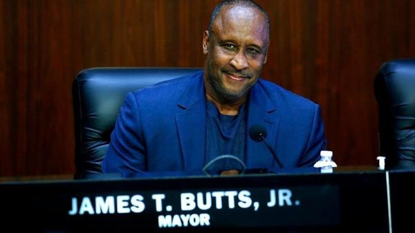 Inglewood Mayor James Butts