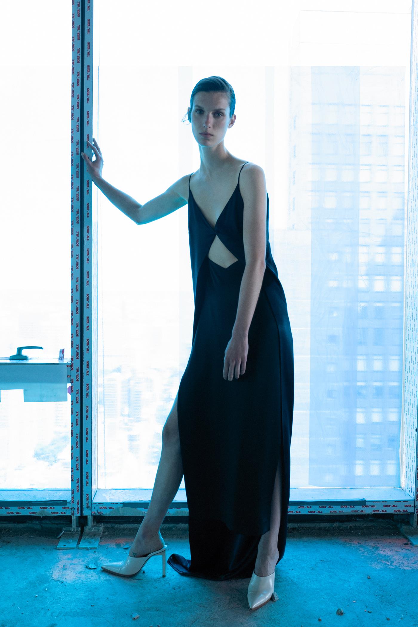 TESSELLATE SILK SATIN GOWN 