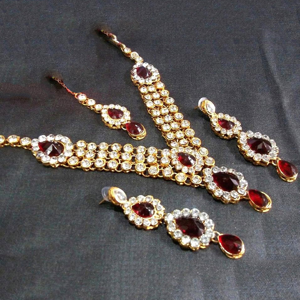 Maroon Stone Three Line Necklace Set