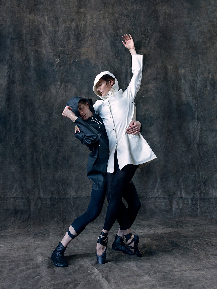 Stutterheim Rain Dance by Elisabeth Toll