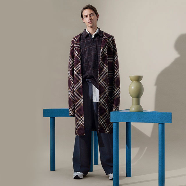 Vestiaire Collective IT: Dior, Raf Simons, BalenciagaOpposites Attract |  Milled