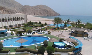 Oman: 1-Night 4* Stay for Two
