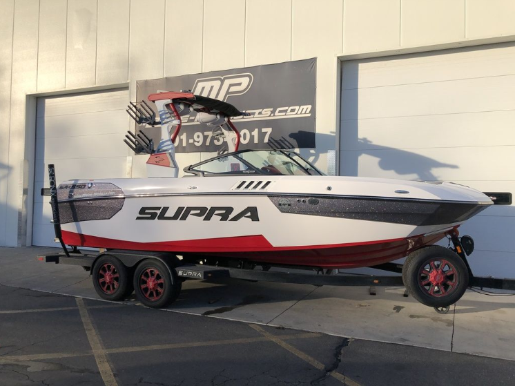 2018 Byerly Brigade Boat Wakeboard 