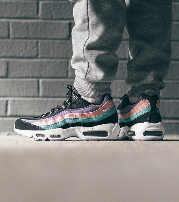 have a nike day air max 95 outfit