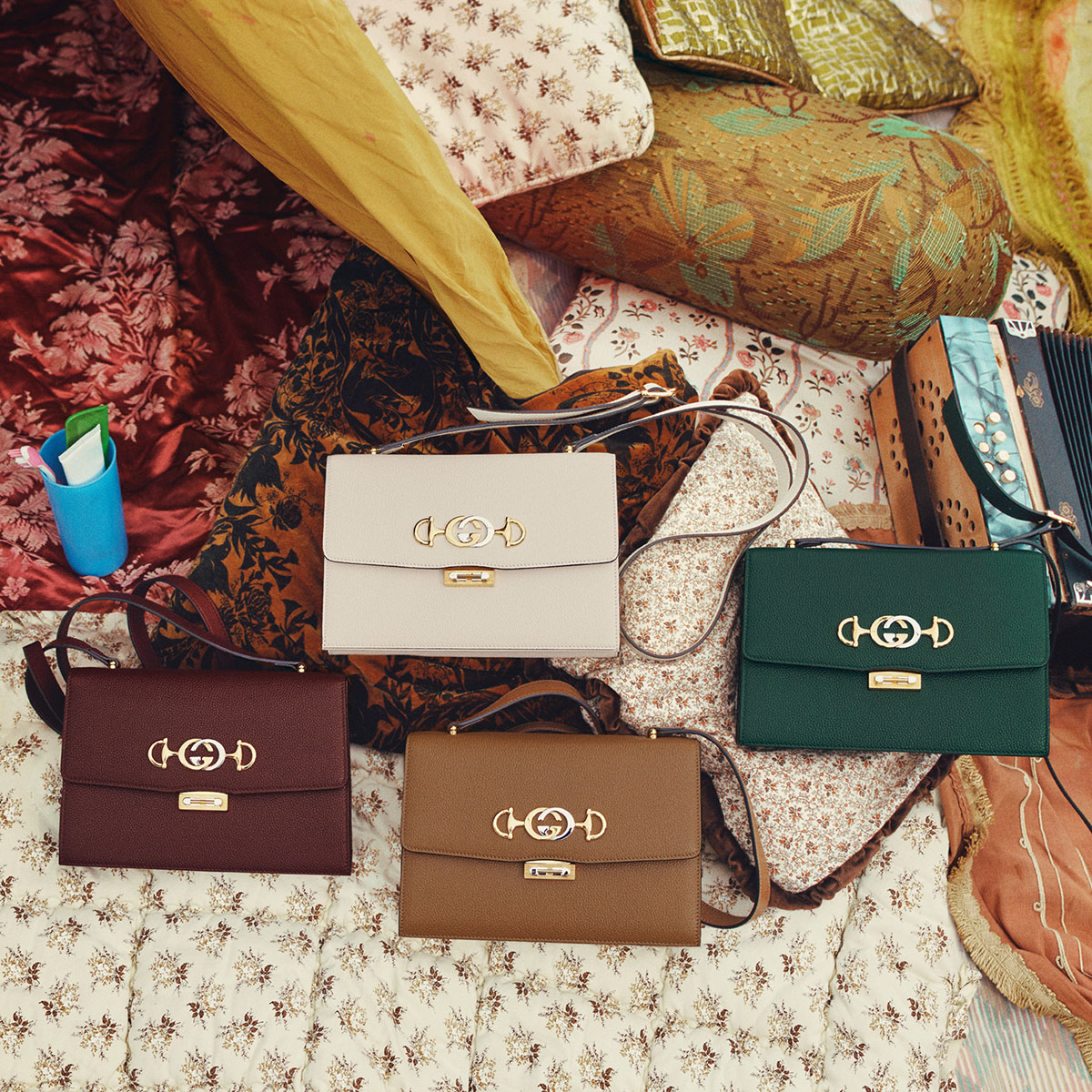 gucci zumi shoulder bag