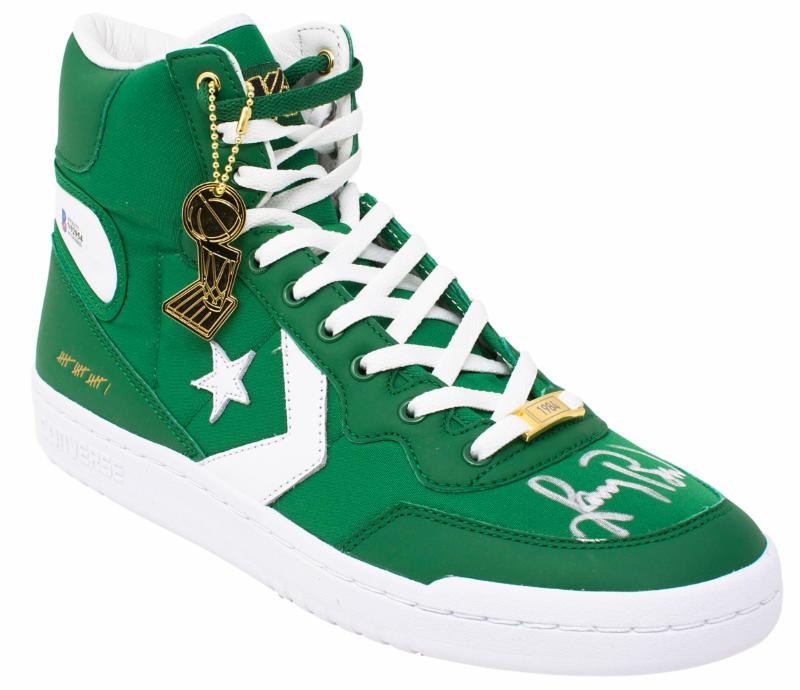 larry bird shoe size
