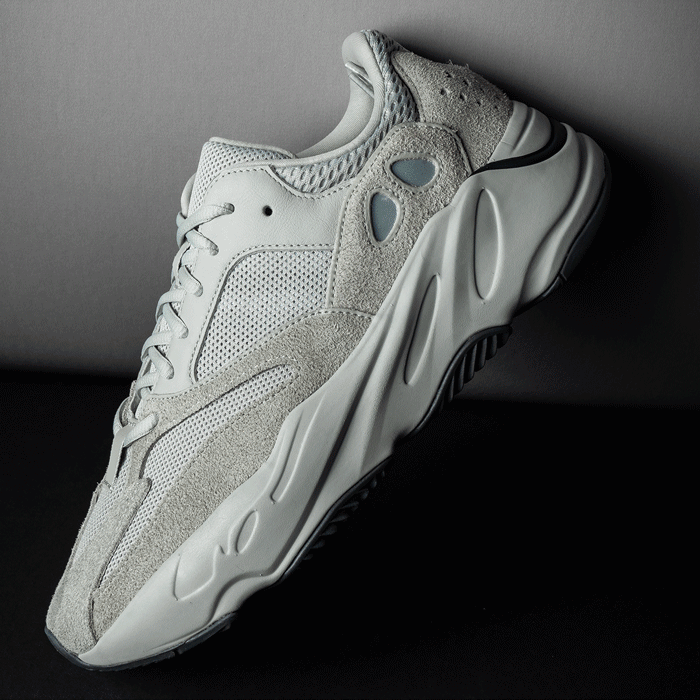 yeezy 700 mauve stadium goods