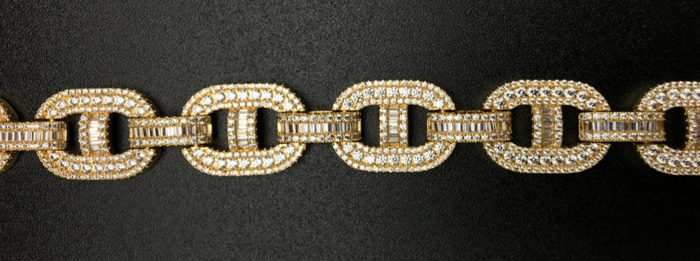 baguette gucci link chain