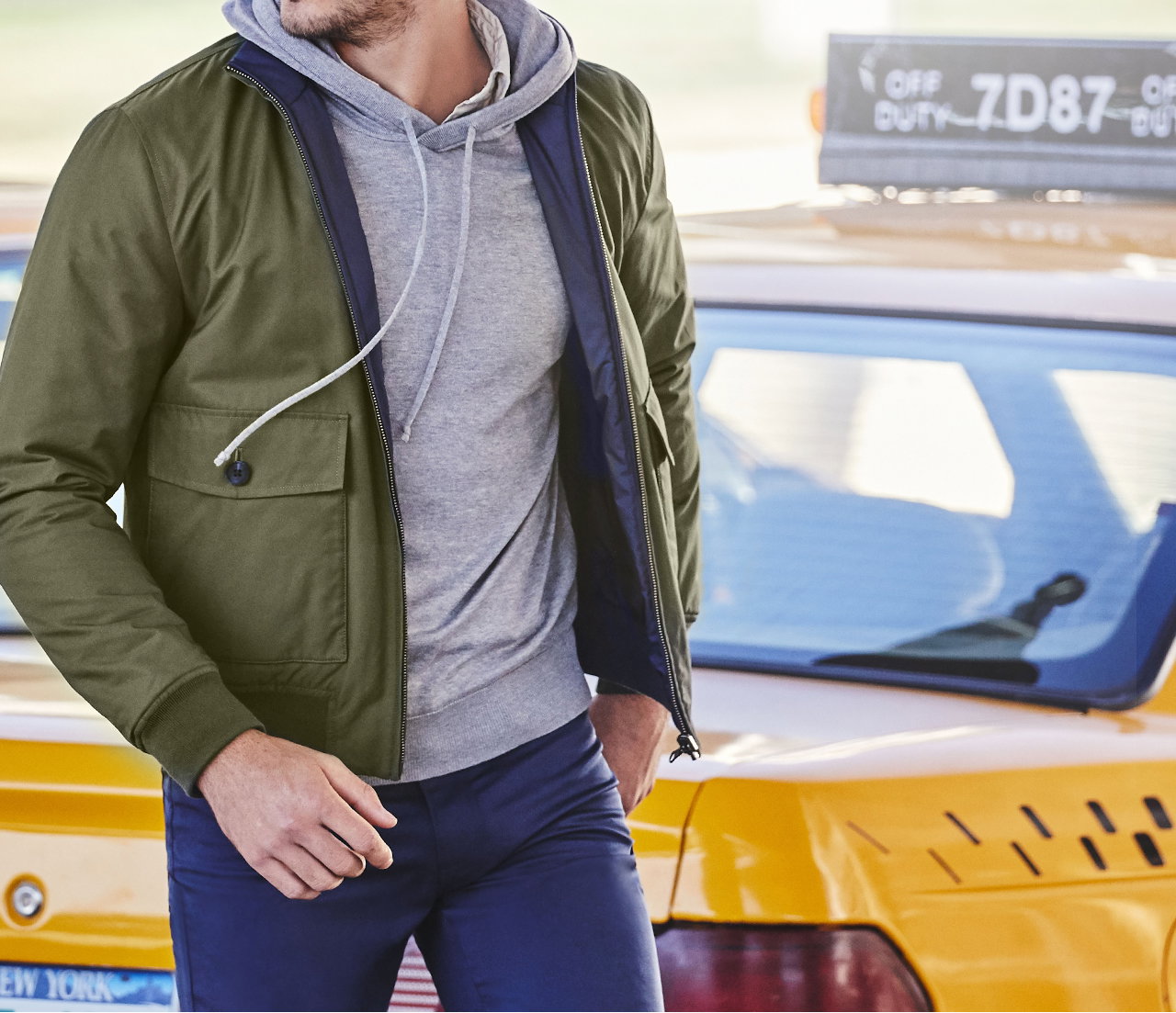 The reversible bomber: 2 jackets 