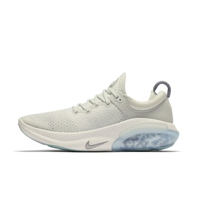 nike joyride white colour