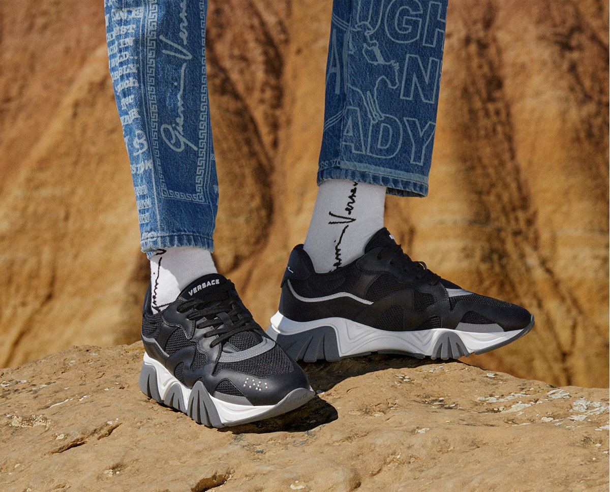 Versace: Sneakers Squalo | Milled