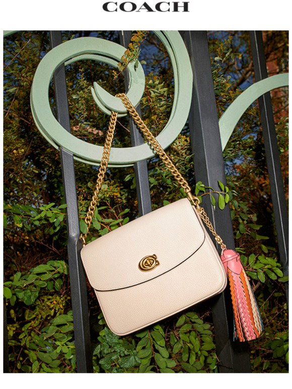 cassie 19 white