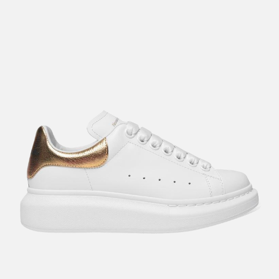 Alexander mcqueen trainer on sale box