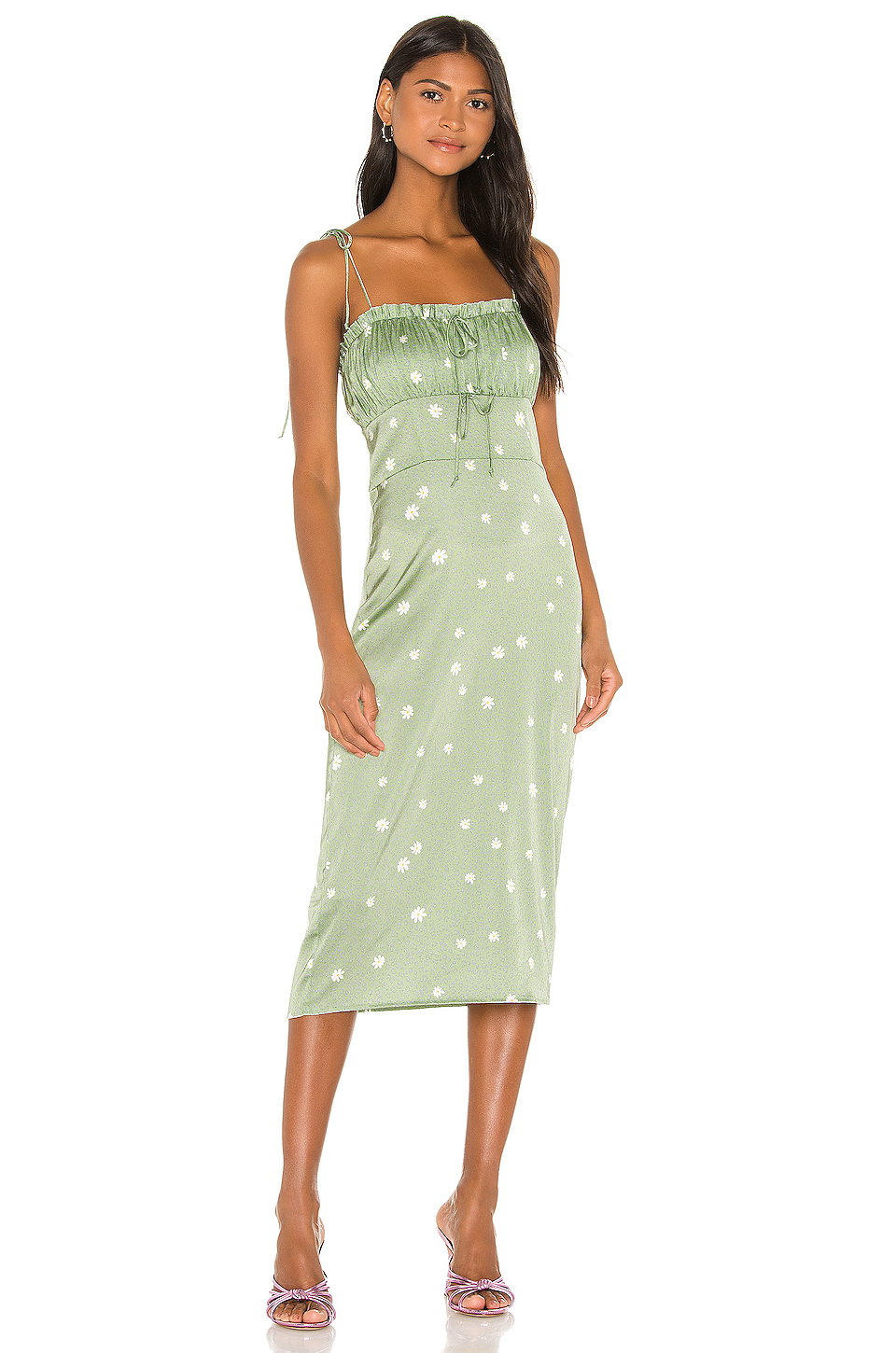 REVOLVE: up to 30% OFF the best dresses 
