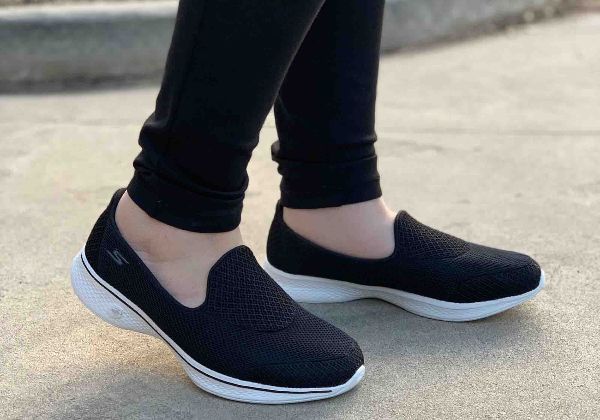 brand house direct skechers