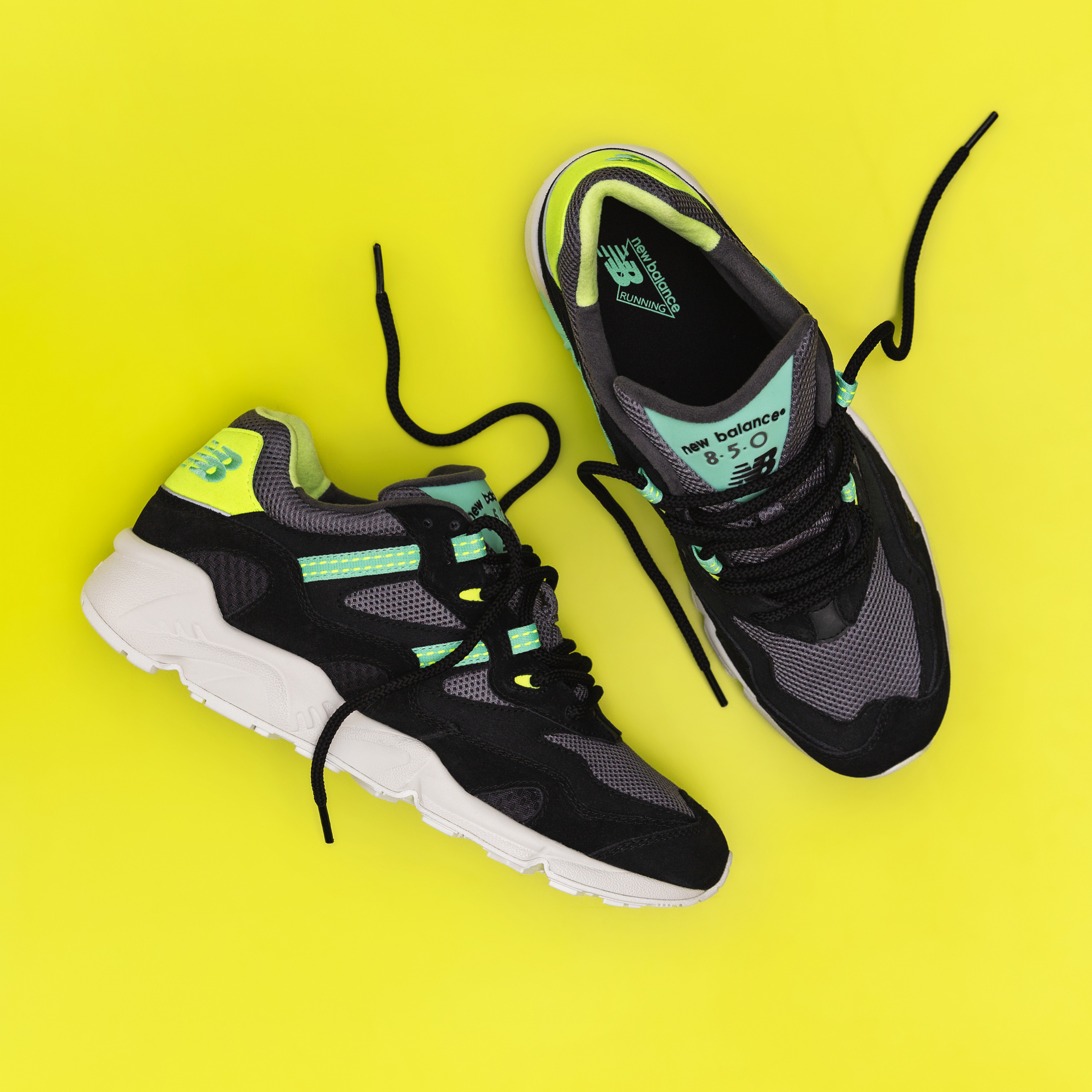 new balance black neo mint