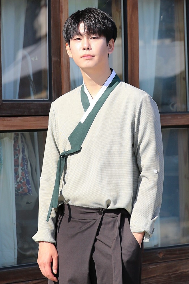 modern hanbok men