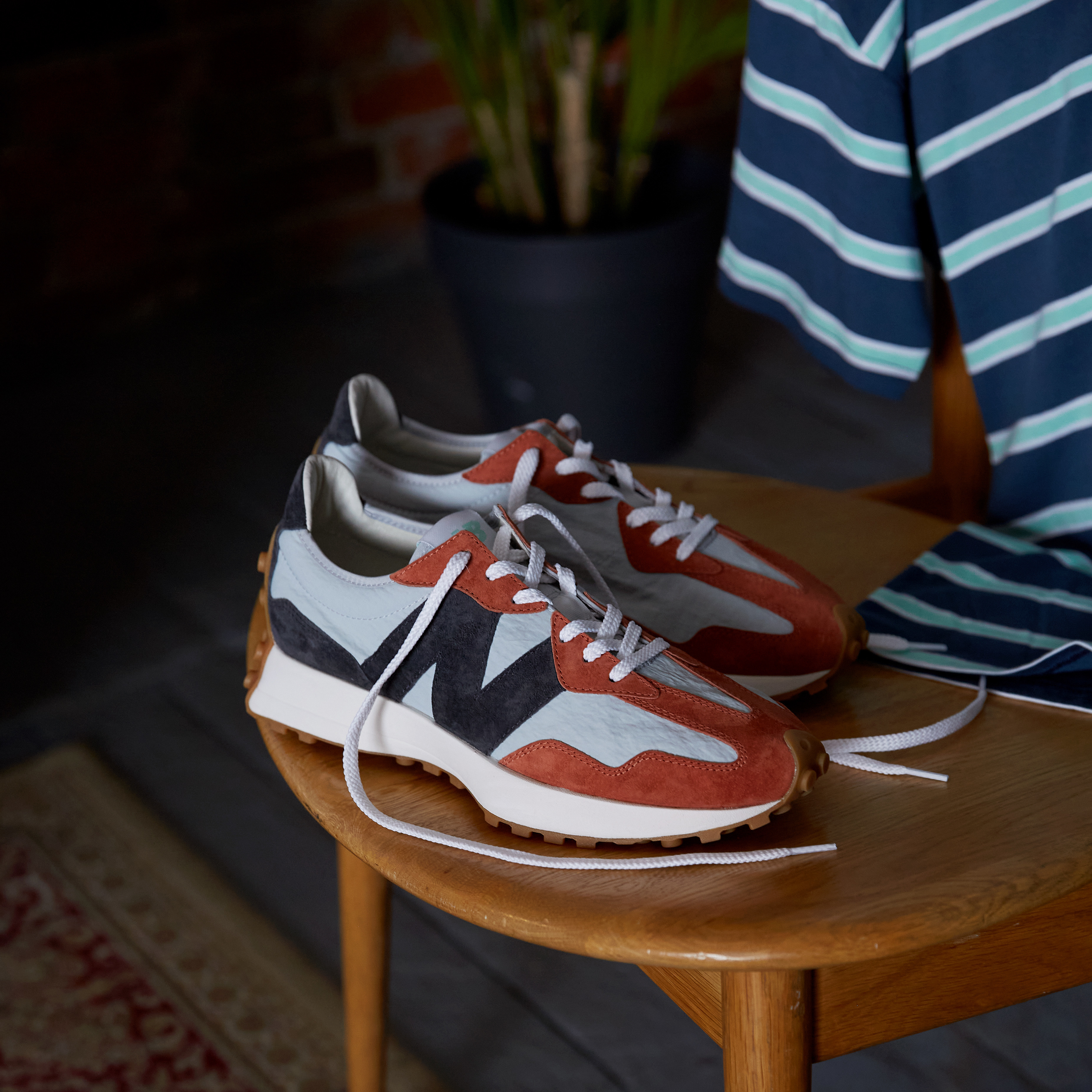 new balance 327 rust