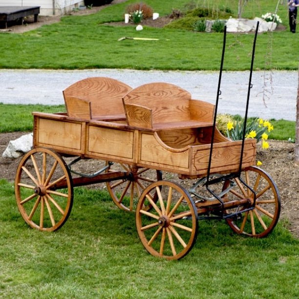 Pinecraft.com: Lawn Decor 🌞 Amish Handcrafted Buckboard Wagons | Milled