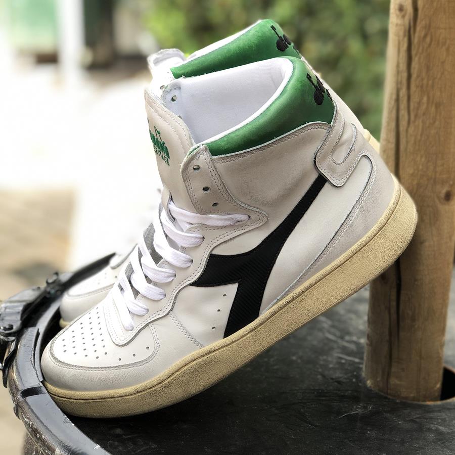 Van Arendonk : Bekijk onze nieuwe Diadora Heritage collectie | Milled