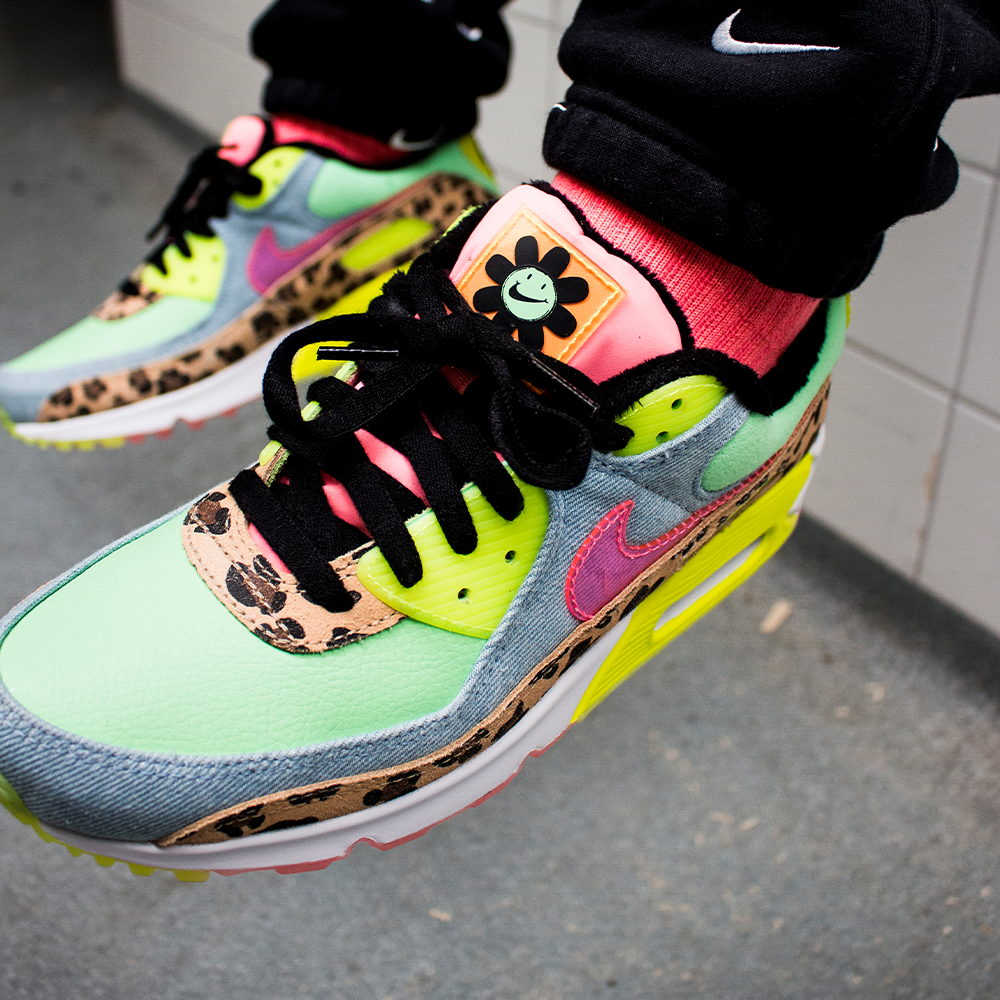 Nike WMNS Air Max 90 LX 90's Dancefloor | 43einhalb Sneaker Store