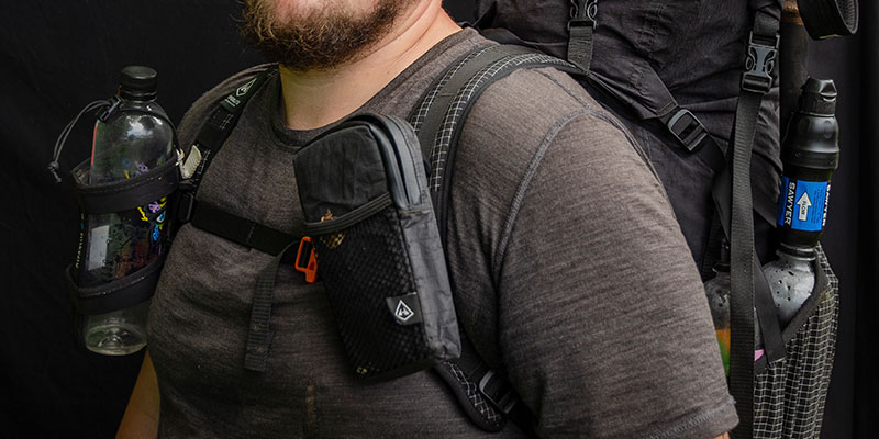 Hyperlite Mountain Gear Hold The Phone The Shoulder Pocket Is A Tool For All The Trails Milled