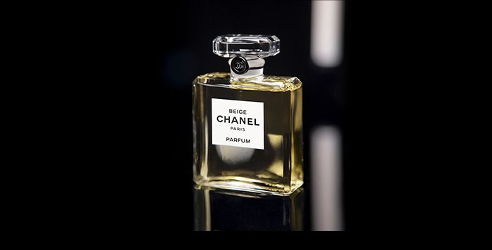 Chanel: Limited edition: LES EXCLUSIFS DE CHANEL BEIGE AND MAISONS D'ART  COFFRET