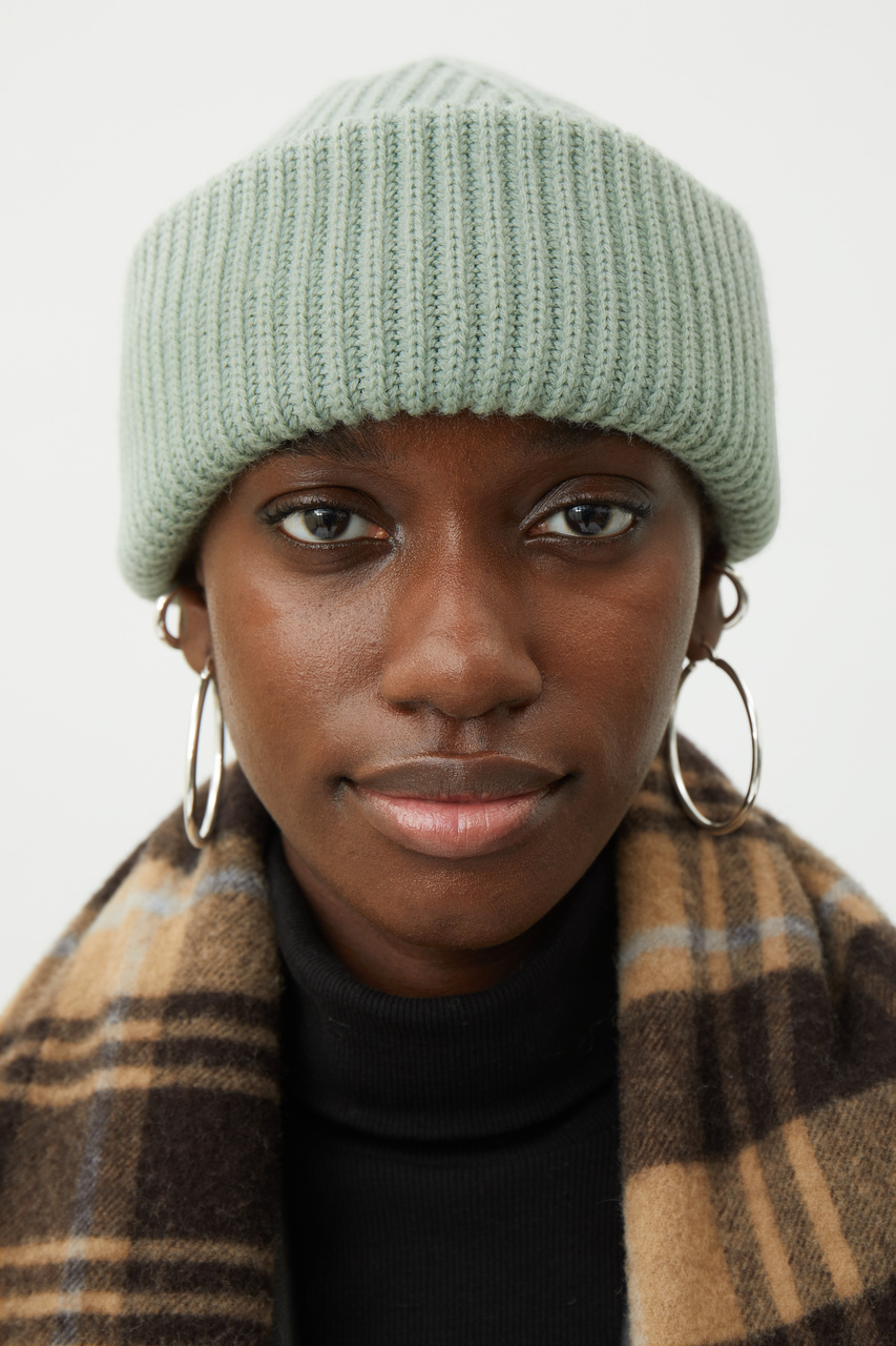 winter hat with pom pom men's