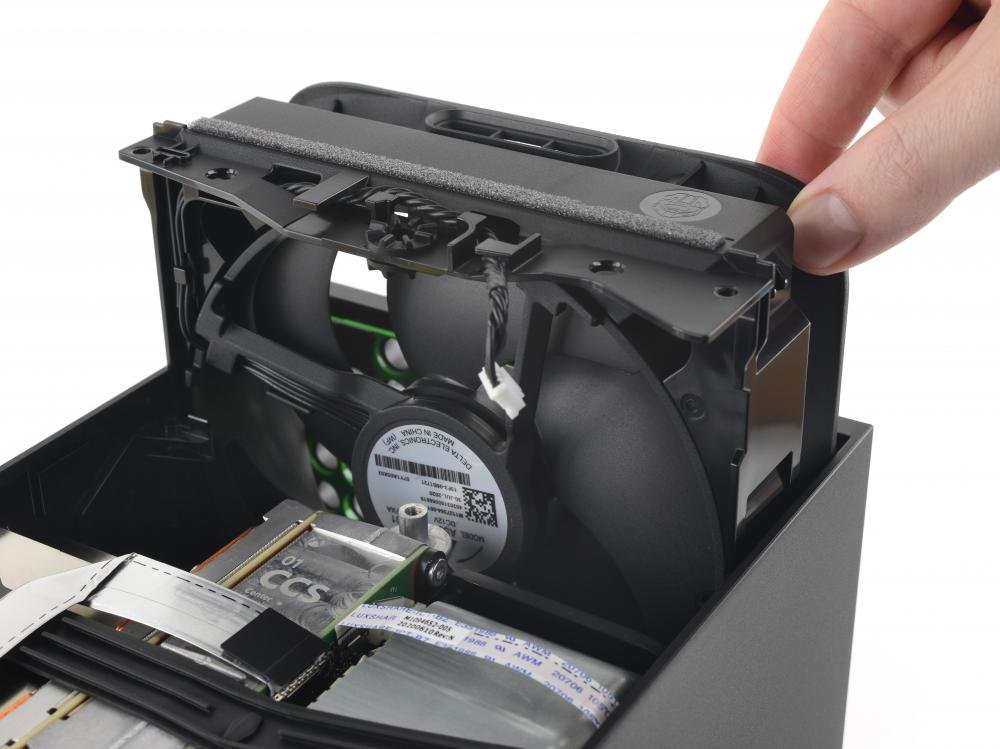 iFixit: Xbox Series X Teardown: The Console Cold Wars Begin | Milled