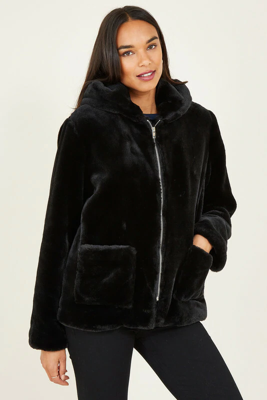 yumi faux fur coat