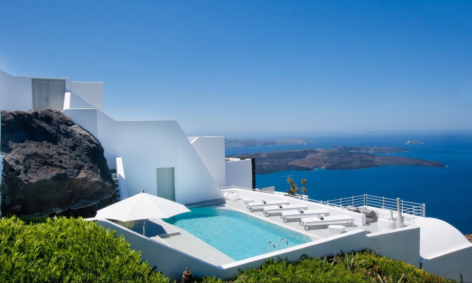 Grace Hotel Santorini
