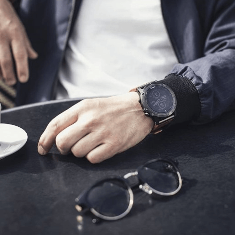 garmin fenix 5 plus apple earpods