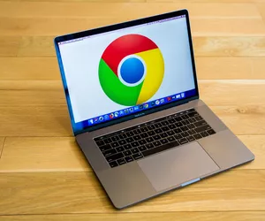 Use Chrome's tab-grouping feature to stay organized