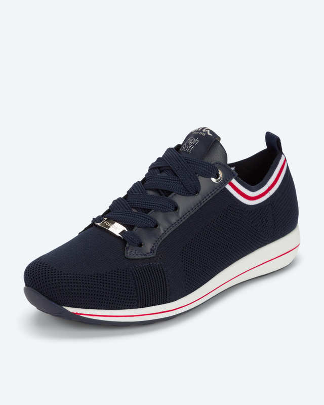 Sneaker mit HiFlex-Schaft