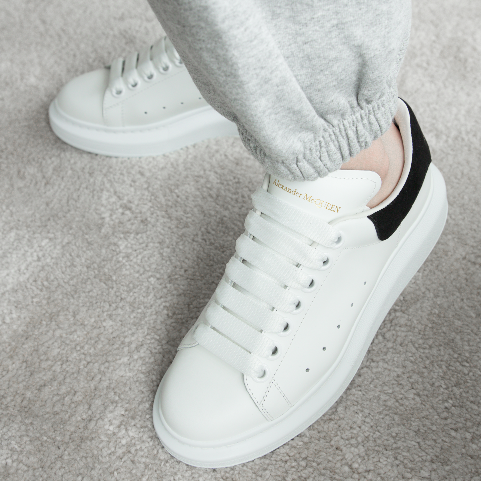 Alexander McQueen - Oversized Sneaker  HBX - Globally Curated Fashion and  Lifestyle by Hypebeast