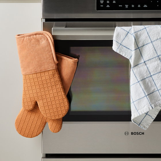 Five Two Silicone Oven Mitts & Pot Holders