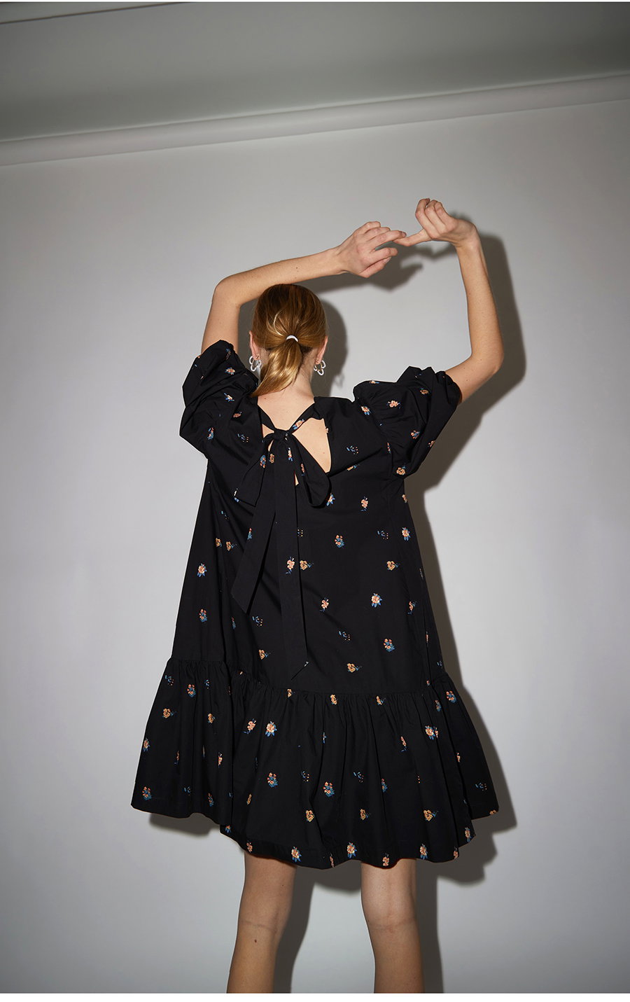 No.6 Iris Dress in Black and Yellow Bouquet