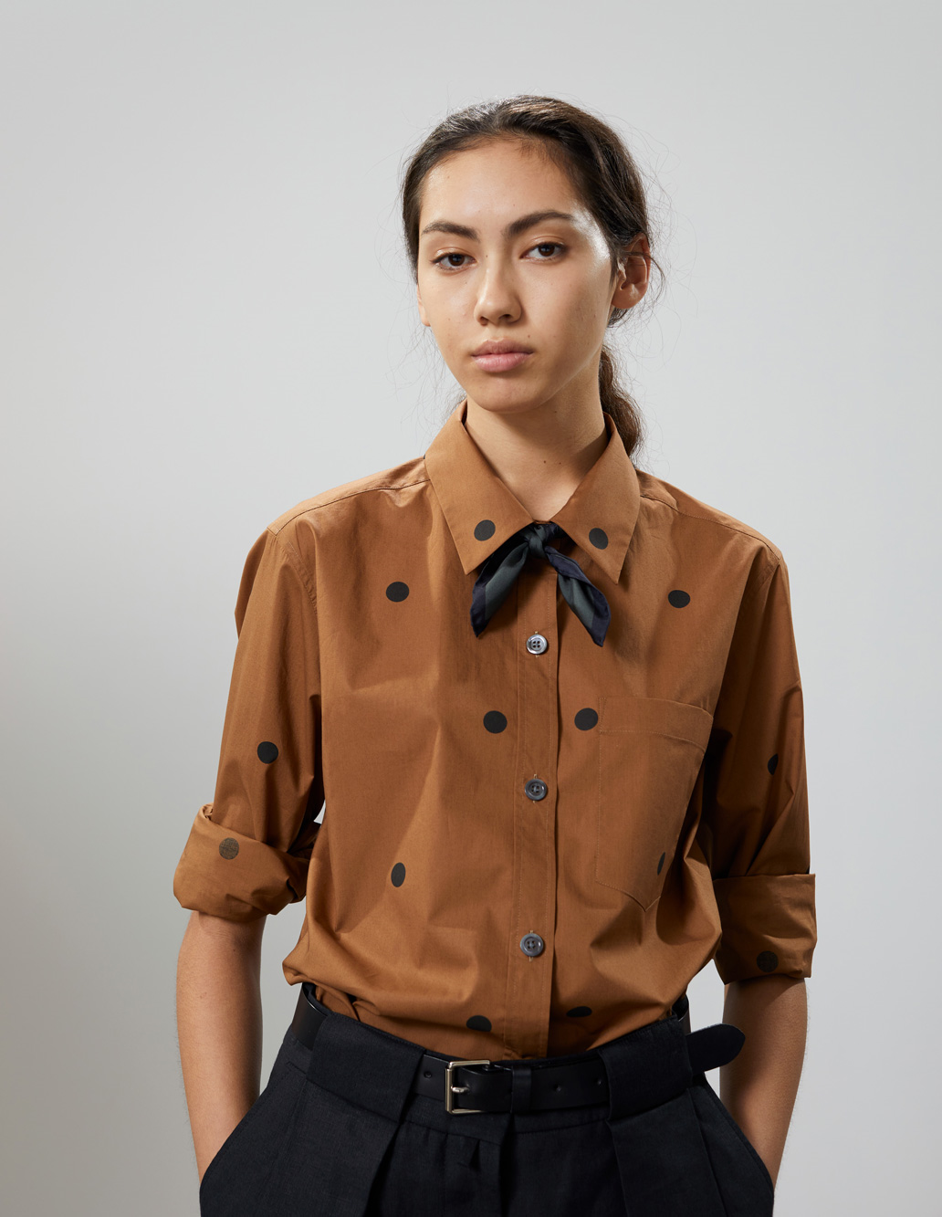 トップス MARGARET HOWELL 2021SS BIG SPOT COTTON MARGARET HOWELL 2021SS BIG SPOT COTTON Shirt Short Sleeve