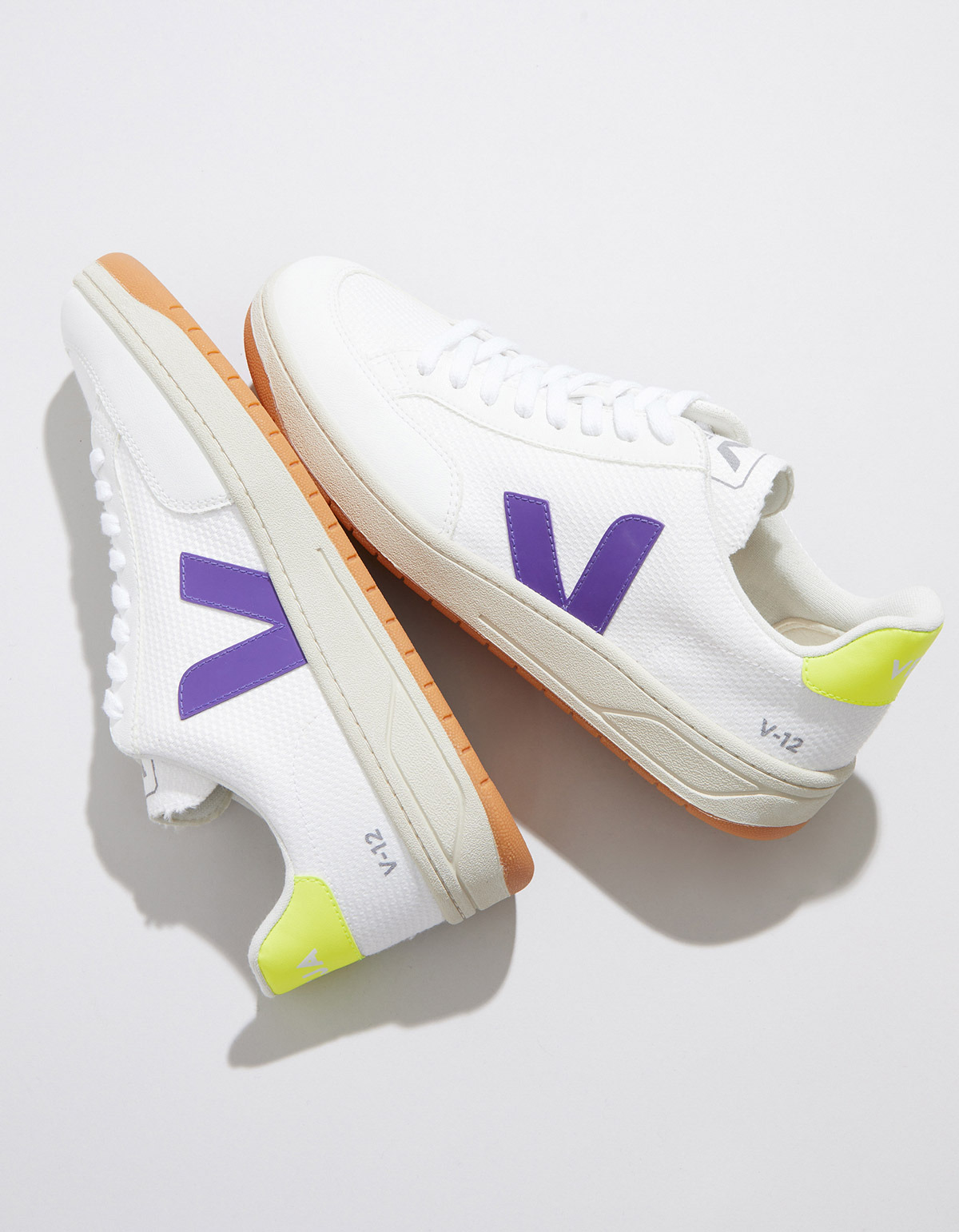 veja neon yellow