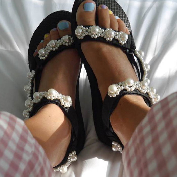 PSA: This Cult Sandal Brand Has Been Restocked for Summer